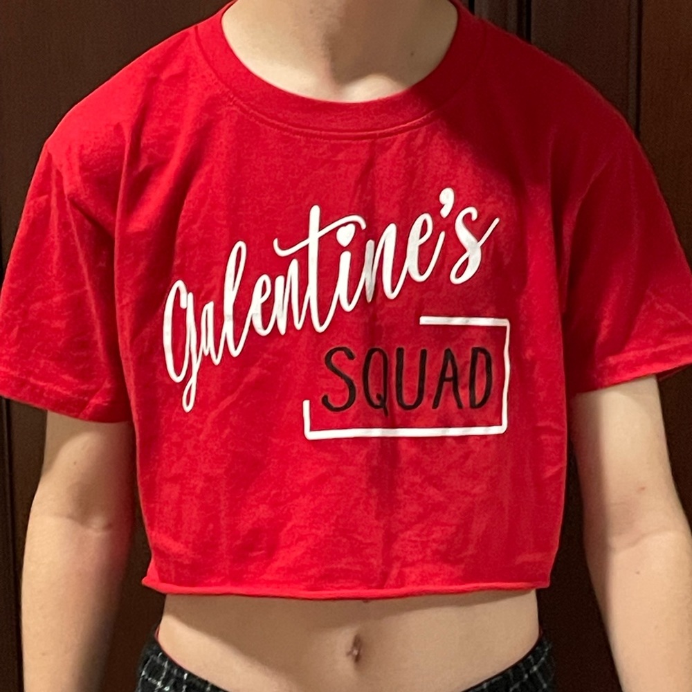 New, with tag, red Valentine’s Day crop top.